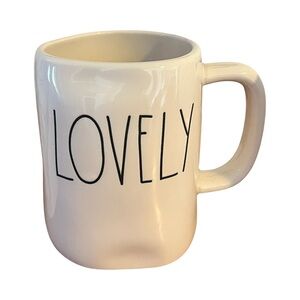 NWOT Rae Dunn Artisan by Magenta ‘LOVELY’ Cream Mug